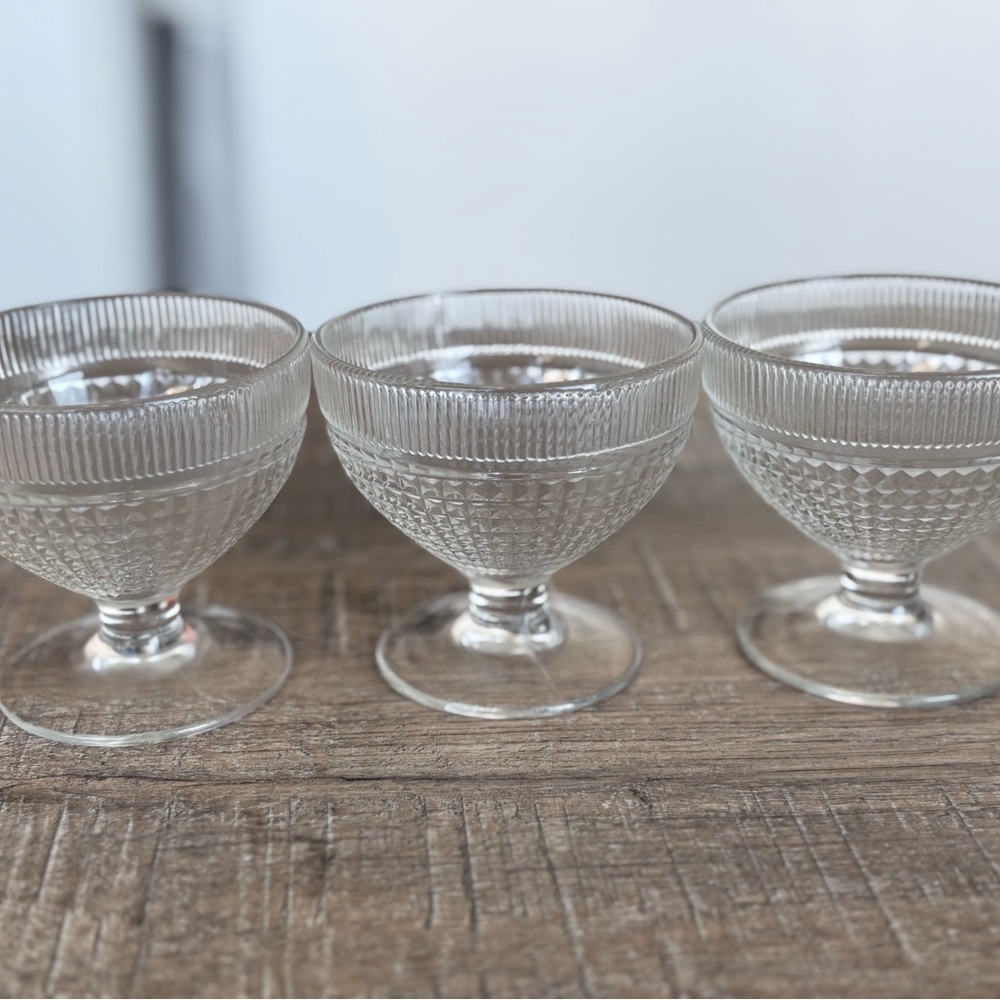 Elegant Clear Glass Dessert or Sherbet Cups